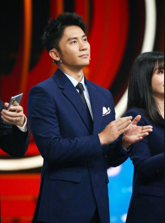 娱乐吃瓜鹅李晨,娱乐吃瓜界的“鹅”中翘楚